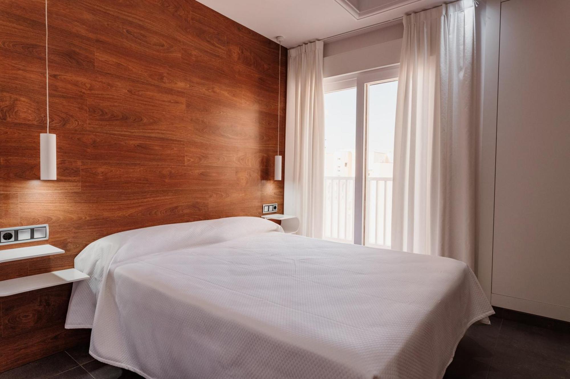 Hotel Los Delfines Ла Манга Дел Мар Менор Екстериор снимка