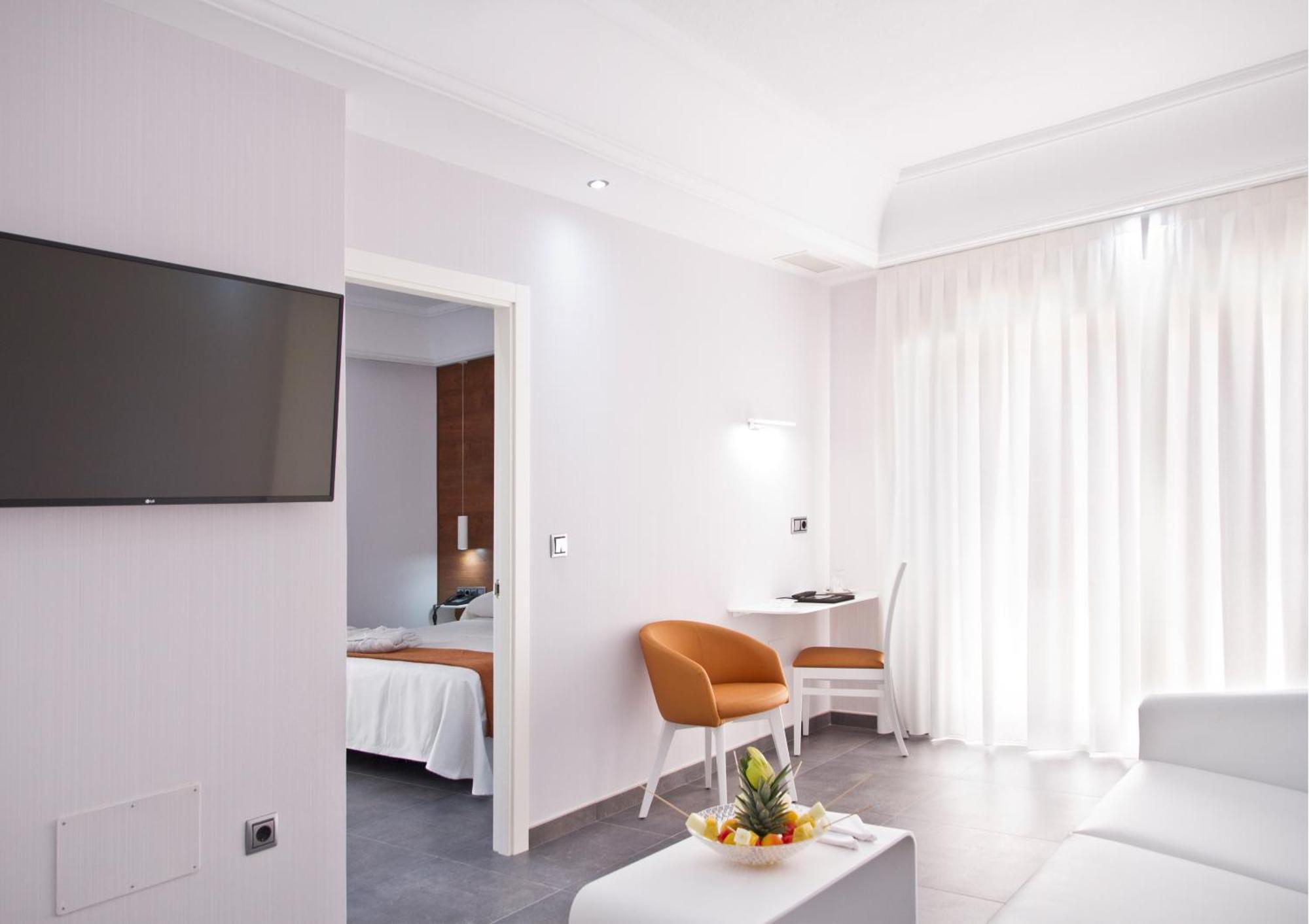 Hotel Los Delfines Ла Манга Дел Мар Менор Екстериор снимка